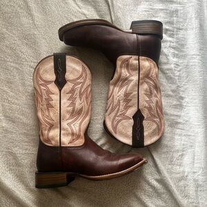Cody James brown leather boots